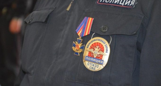 В Екатеринбурге наградили двух полицейских, которые спасли на пожаре 28 человек