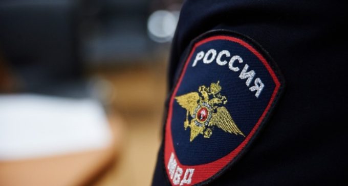 Полицейский спас упавшего в коллектор ребенка в Подмосковье