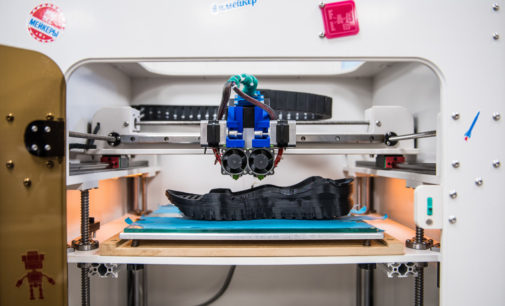 Студент МИСиС распечатал на 3D-принтере кроссовки с охлаждаемой подошвой