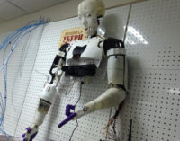 Тюменцы создают первого человекоподобного робота в области