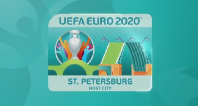 Дворцовый мост украсил логотип Евро-2020