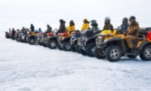 Участники экспедиции на квадроциклах «Лёд Байкала 2017» преодолеют около 900 км