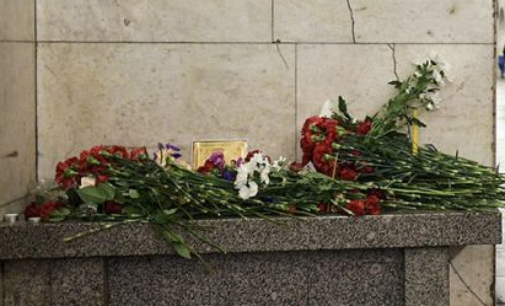 Сотрудников метро Петербурга наградили медалью «За спасение погибавших»