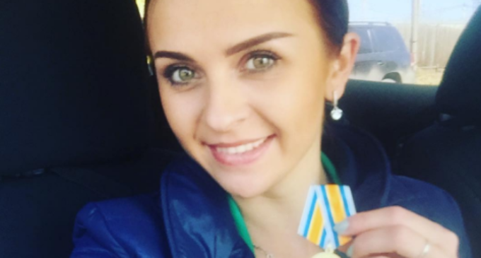 Балерина Нина Маляренко получила медаль за спасение тонувшей девочки