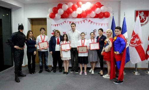 Четверо подростков в Грузии награждены званием «Герой 112»
