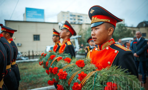 В День воинской славы Якутск обрел имена еще 62 героев…