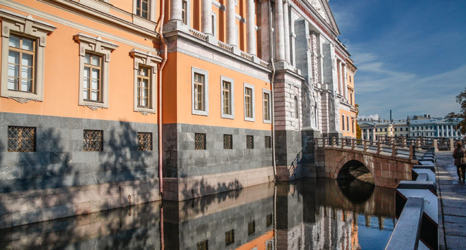 Более 4000 горожан бесплатно посетили Михайловский замок за выходные  благодаря фонду “Система”