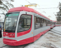 Мороз и снег хабаровскому трамваю не помеха!