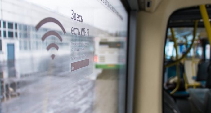 Почти 6,5 миллиона пассажиров воспользовались Wi-Fi в наземном транспорте и на остановках за два года