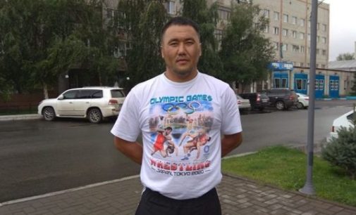 Казахский тренер спас 48 пассажиров из горящего автобуса на Алтае