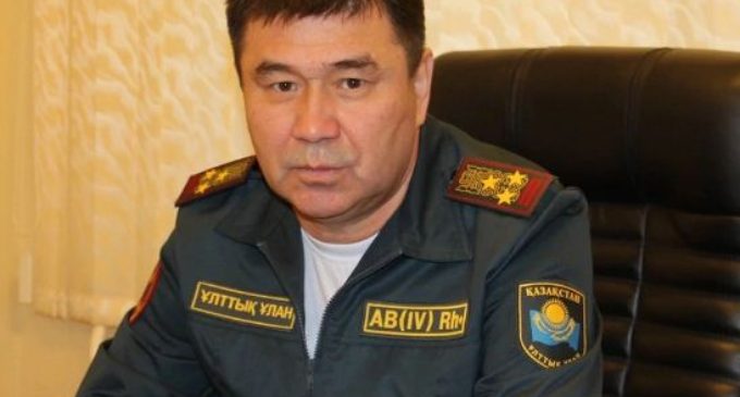 Казахстанский полковник спас жизнь пассажирке в самолете