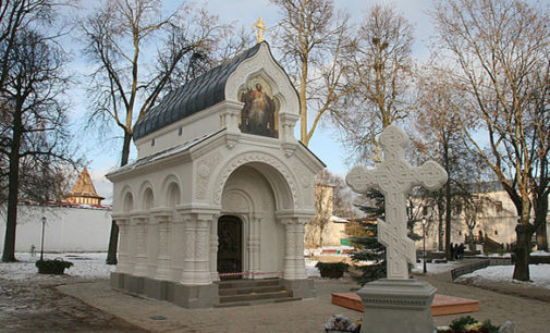 Могила князя Пожарского в Суздале