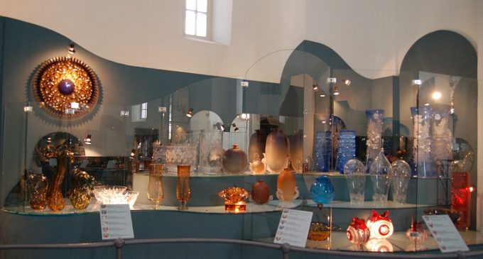 Музей хрусталя и лаковой миниатюры