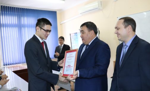 Калмыцким студентам вручены именные стипендии Петербургского тракторного завода