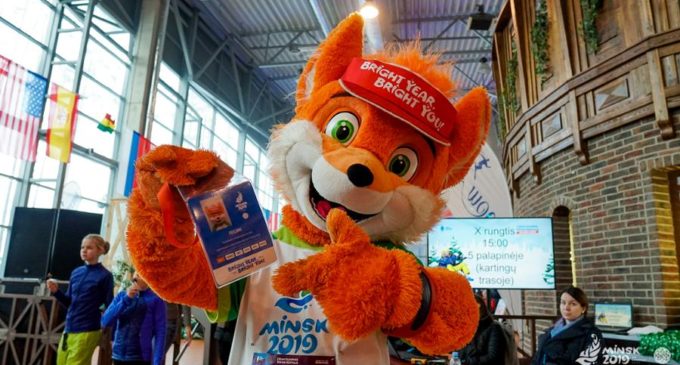 Лесик — чемпион! Рыжий талисман II Европейских игр победил соперников на зимнем фестивале в Литве…