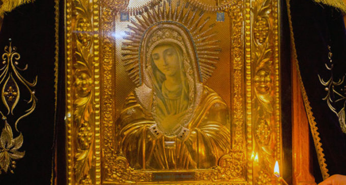Чудотворная икона «Умиление» пробудет во Владимирском соборе до середины июня