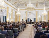 Концерт «Скрипка Страдивари» состоится в Константиновском дворце