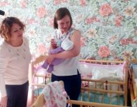 Семье Коноваловых, в которой родилась тройня, оказана помощь в рамках программы «Забота»