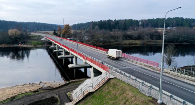 Завершен капитальный ремонт моста через реку Вуоксу на федеральной трассе под Выборгом