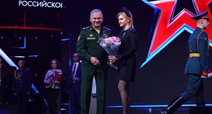 Топ-менеджер Пятого канала Марина Белова отмечена наградой Министерства обороны РФ