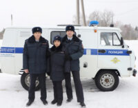 В Псковской области полицейские спасли на пожаре местную жительницу