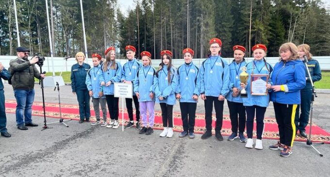 Юные пожарные стали гордостью Ленинградской области