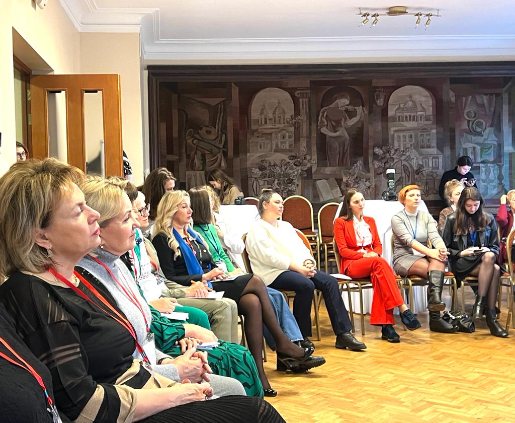 28 октября — второй день конференция «Восток и Запад встречаются в Санкт-Петербурге»