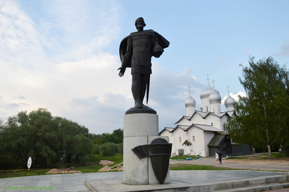 Где памятник александру невскому в нижнем новгороде. Памятник Александру Невскому Великий Новгород.